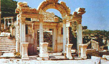 Hadriánov chrám